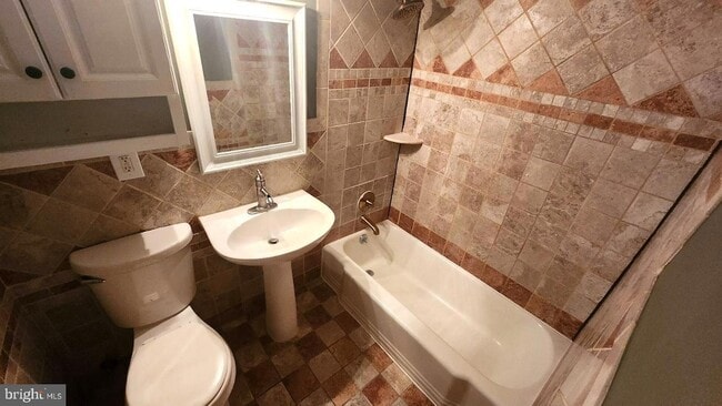 Photo - 3928 Stone Gate Dr Unit D