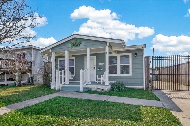 Building Photo - 5721 Sylvia Dr