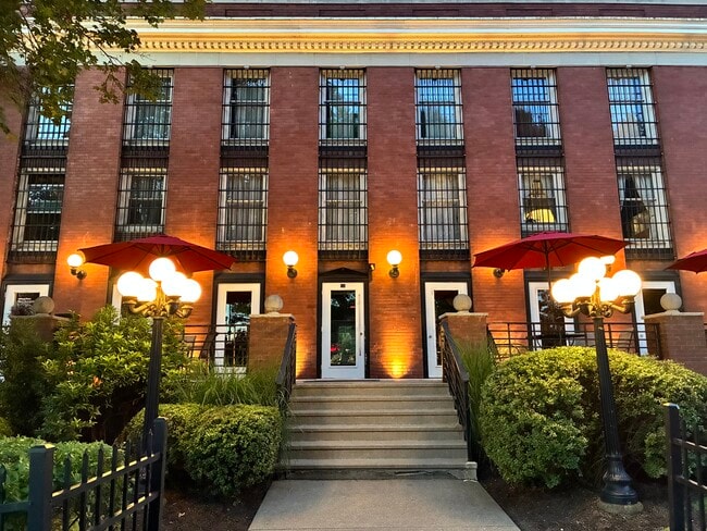 Building Photo - Jailhouse & Sheriff's Apartments 176 Main St.