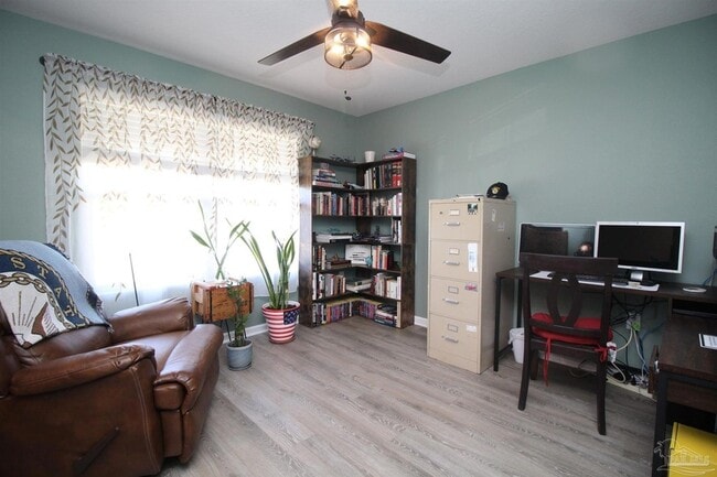 Photo - 6376 Burrow Ln