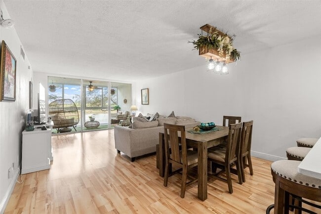 Photo - 3080 N Course Dr Unit 304