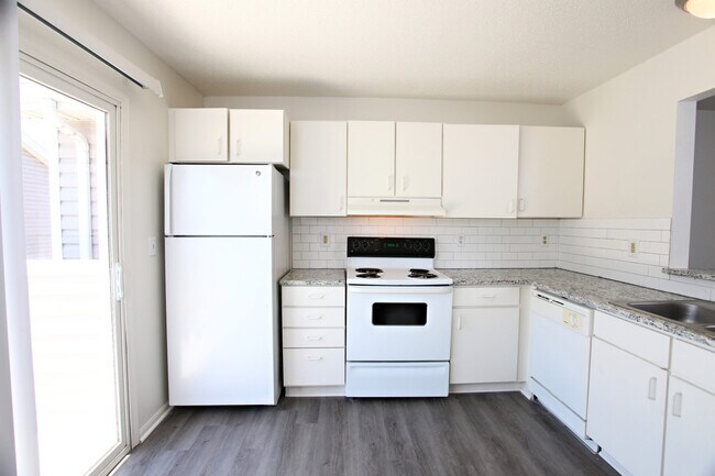 Photo - Rockridge Apartments