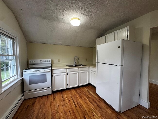 Photo - 205 Union St Unit 2
