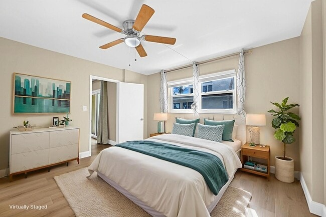 Photo - 1161 Hillsboro Mile Unit 207 Unit 207