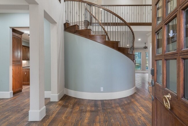 Photo - 109 Meadowlands Dr