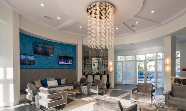 Building Photo - The Franklin