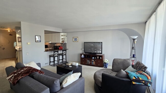 Photo - 300 N State St Unit 3909