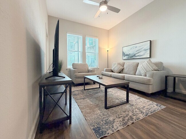 Photo - 2615 N Grady Ave Unit SI ID1504566P