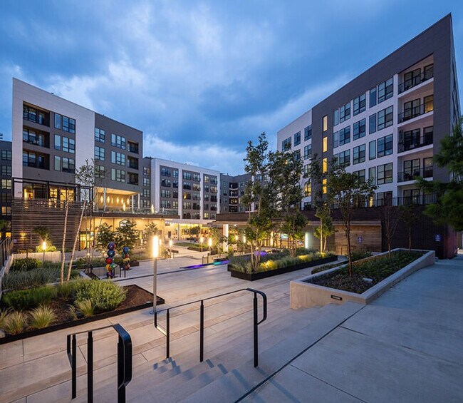 Photo - 3699 Lenox Rd NE Unit SI ID1325110P