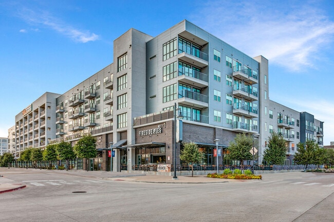 Photo - Madera at Leftbank