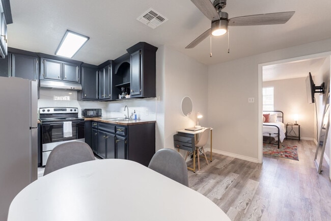 Photo - 1538 S 19th St Unit ID1268399P