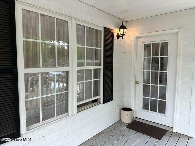 Photo - 575 N Bennett St
