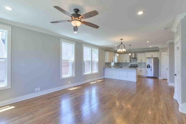 Photo - 2017 12th Ave N