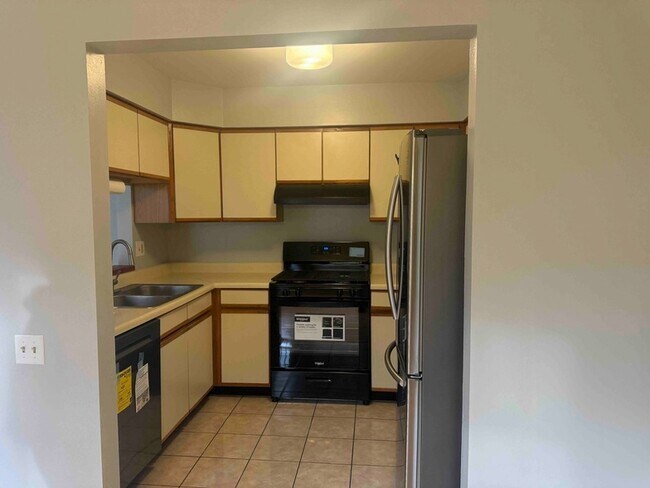 Photo - 1477 Garnet Cir