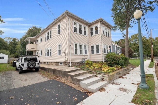 Photo - 6 Stirling St