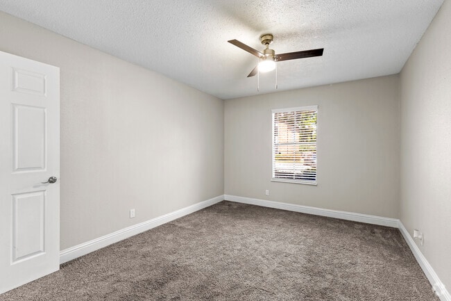 1BR, 1BA - 667SF (A1) - Bedroom - The Paxton