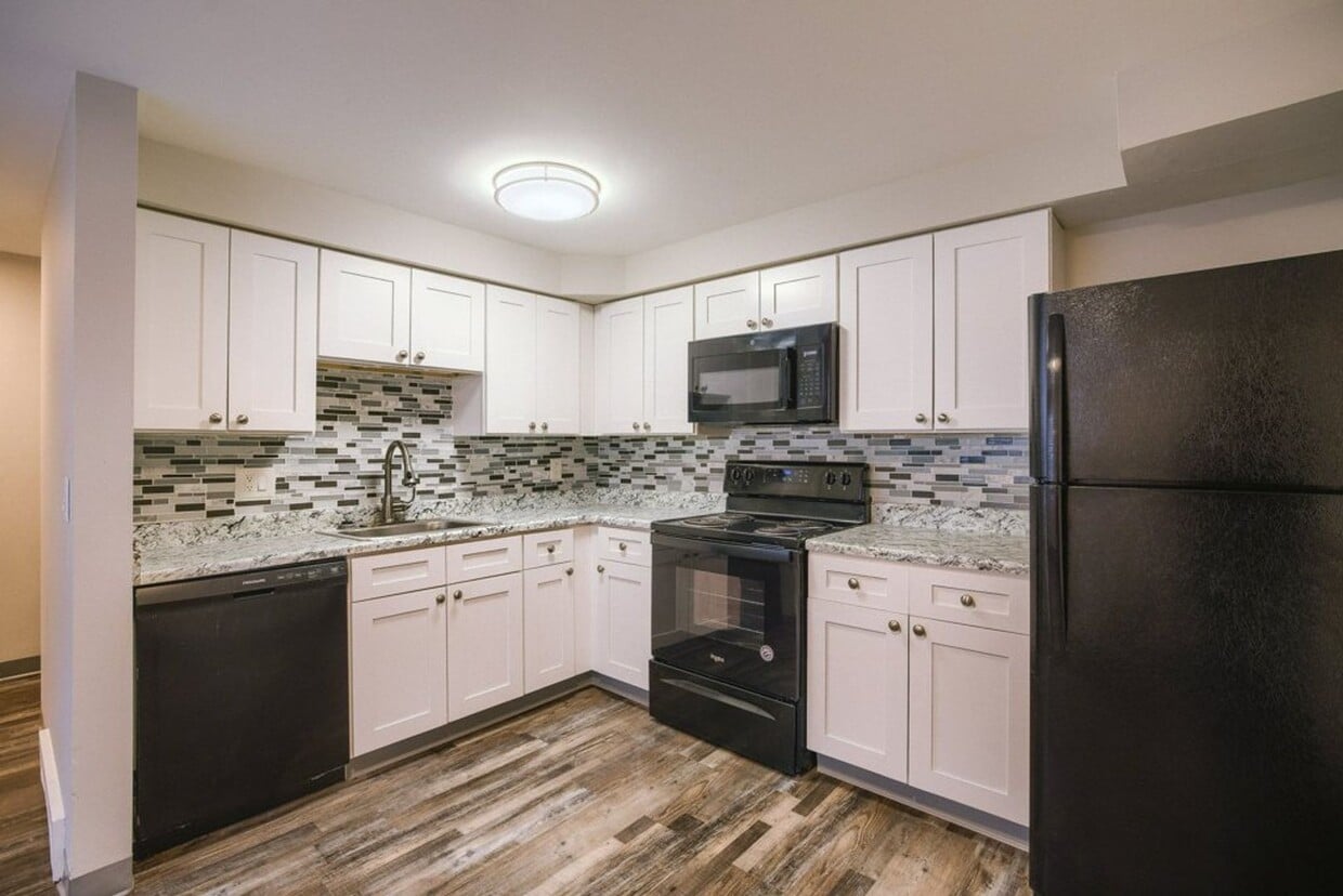 Floor Plan - Colony Diamond End