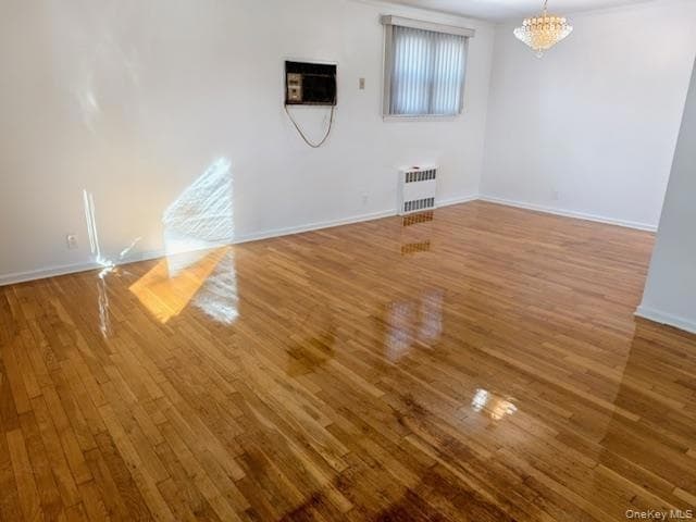 Photo - 58-27 208th St