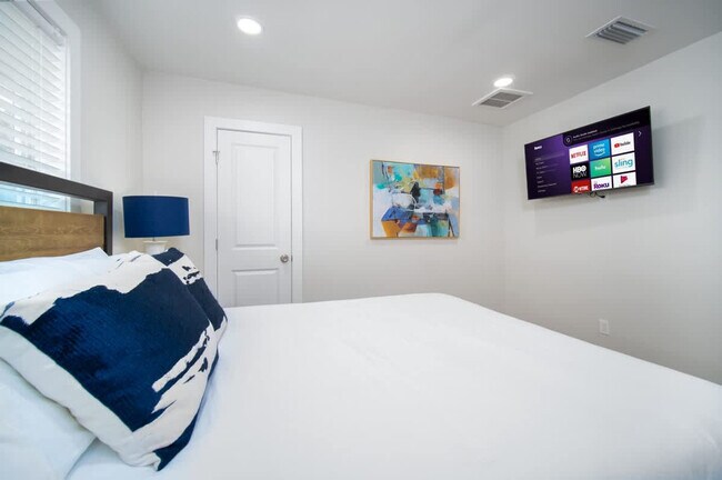Photo - 110 Evans Dr Unit SI ID1578409P
