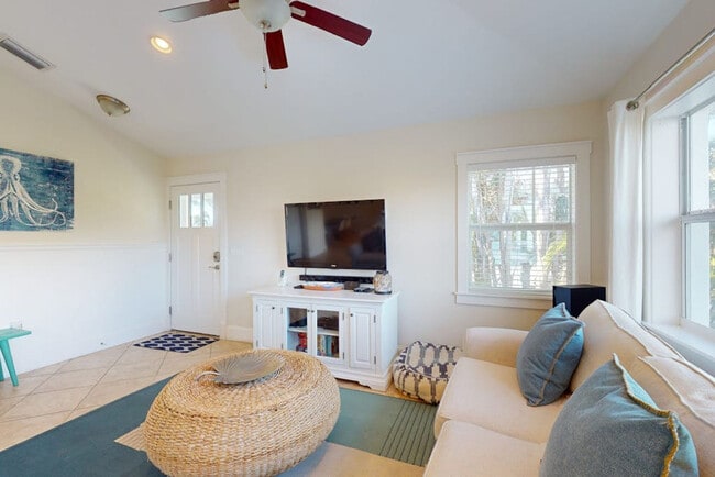Photo - 7001 Holmes Blvd Unit SI ID1591414P