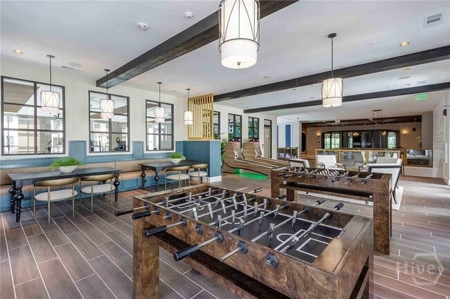 Photo - 1150 E Perry Ln Unit A1