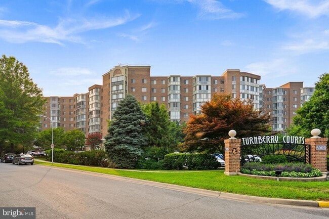 Photo - 3005 S Leisure World Blvd Unit 211