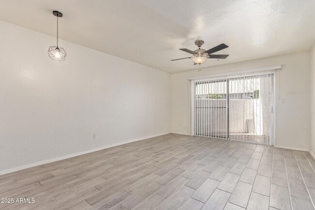 Building Photo - 7494 E Earll Dr Unit 101