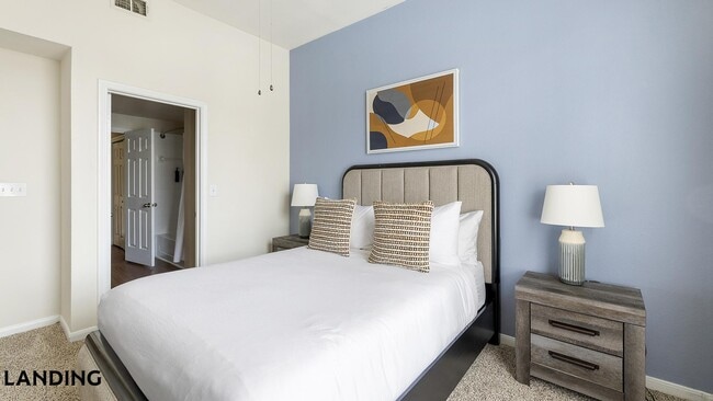 Photo - 901 Lakeside Cir Unit 2312