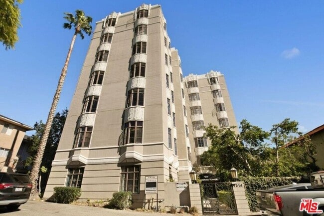 Photo - 1314 Hayworth Ave Unit PH703