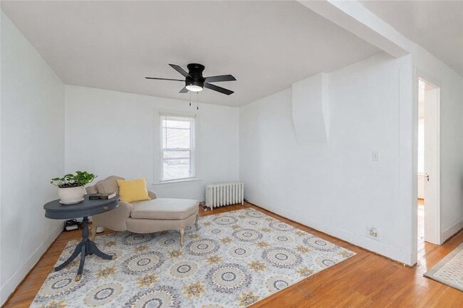 Photo - 54 Sanford St
