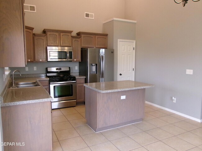 Photo - 5532 Ignacio Frias Dr