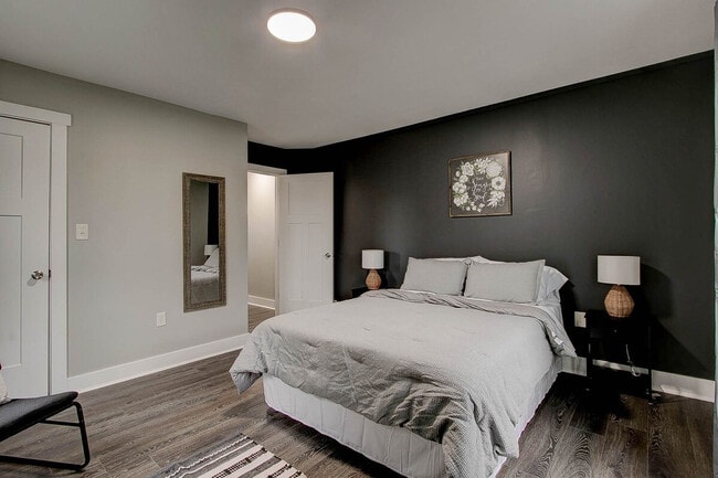 Photo - 42 S Holmes Ave Unit ID1303782P