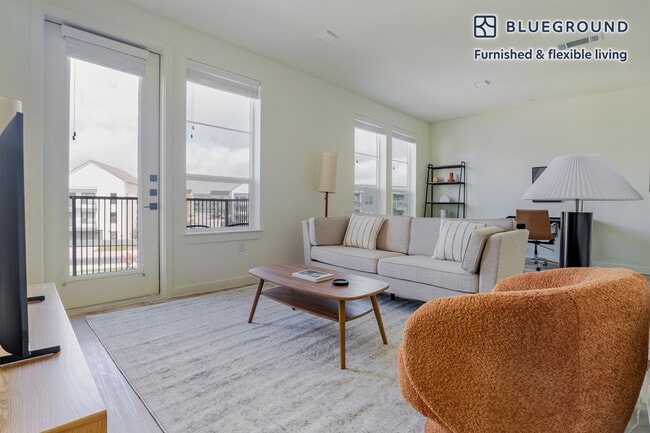 Building Photo - 3801 N A W Grimes Blvd Unit SI FL3-ID325
