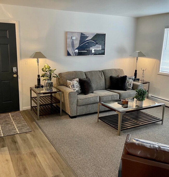 Building Photo - 1135 High Ave Unit ID1253092P