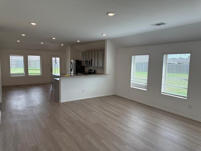 Photo - 5335 Winding Strm Dr