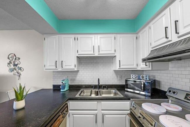 Photo - 1988 W Beach Blvd Unit ID1380580P