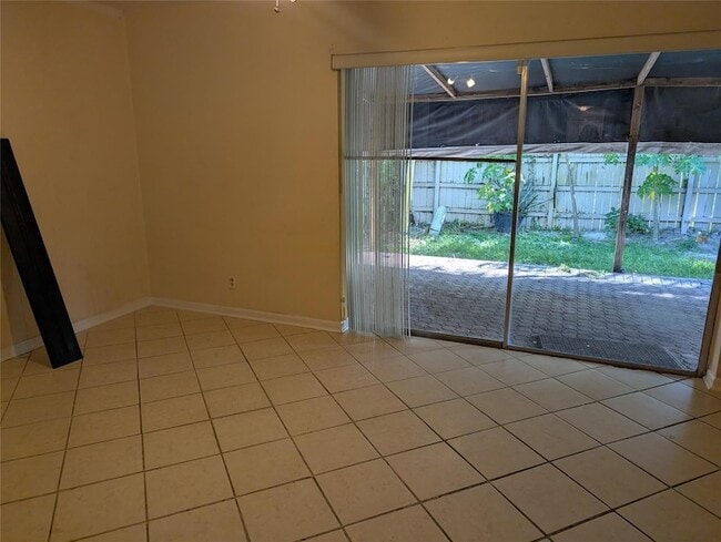 Photo - 7502 NW 44th Ct