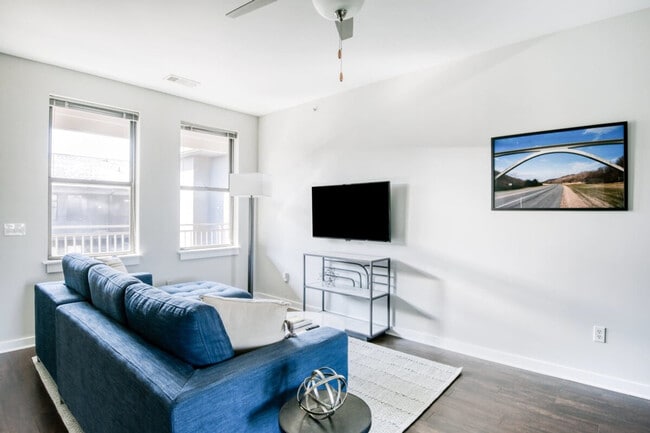 Photo - 1016 18th Ave S Unit SI ID1388249P