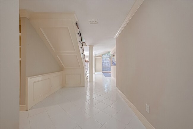 Photo - 365 Champions Colony III St