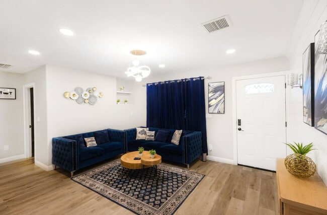 Photo - 451 E Lincoln Ave Unit SI ID1471809P