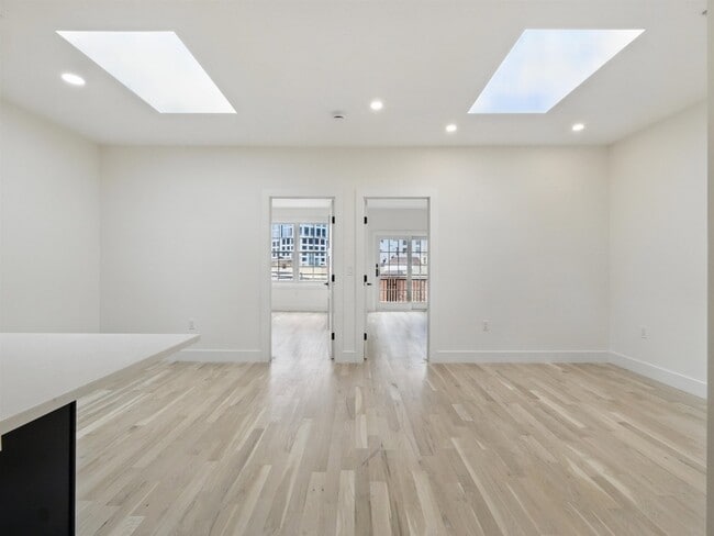 Photo - 633 Newark Ave Unit 202