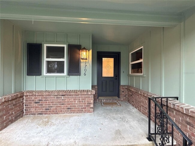 Photo - 1706 NE 4th St