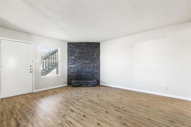 Photo - 10207 Brownie Dr Unit B