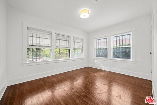 Photo - 5515 Ruthelen St