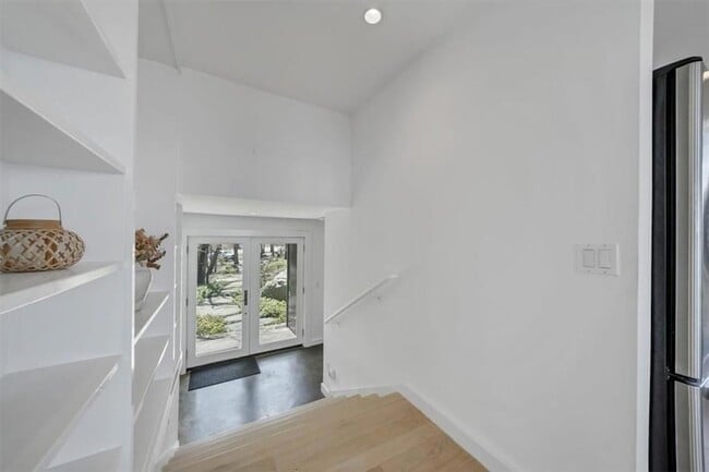 Photo - 94 Mine Hill Rd