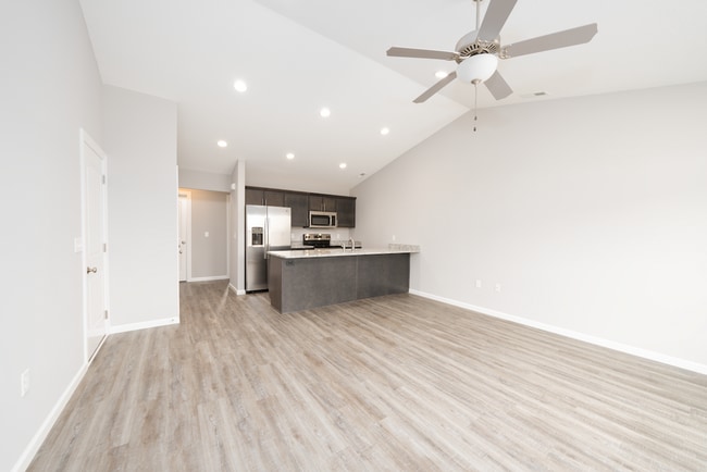 Photo - Somerset Townhomes and Villas