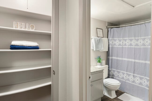 Photo - University Place Apartments