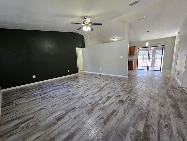 Photo - 2606 NE 22nd Ave