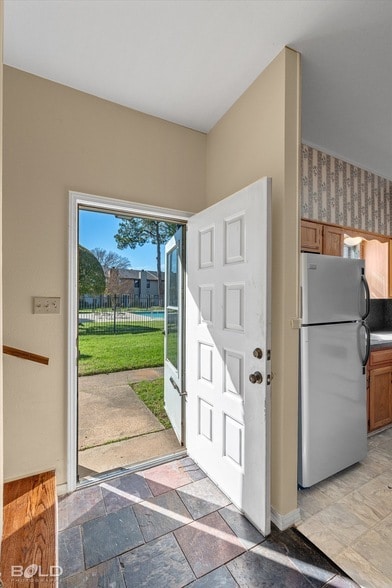 Photo - 9913 Dagger Point Ln