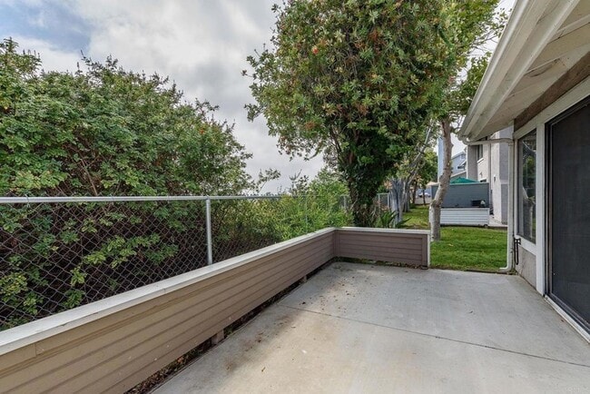 Photo - 331 Windjammer Cir